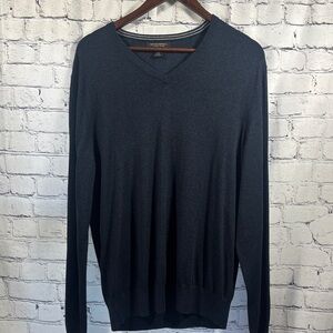 Banana Republic Navy  V-Neck Sweater